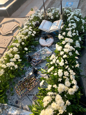 Economic tomb flower arrangement1
