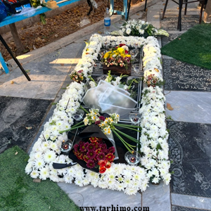 Special tomb flower arrangement1